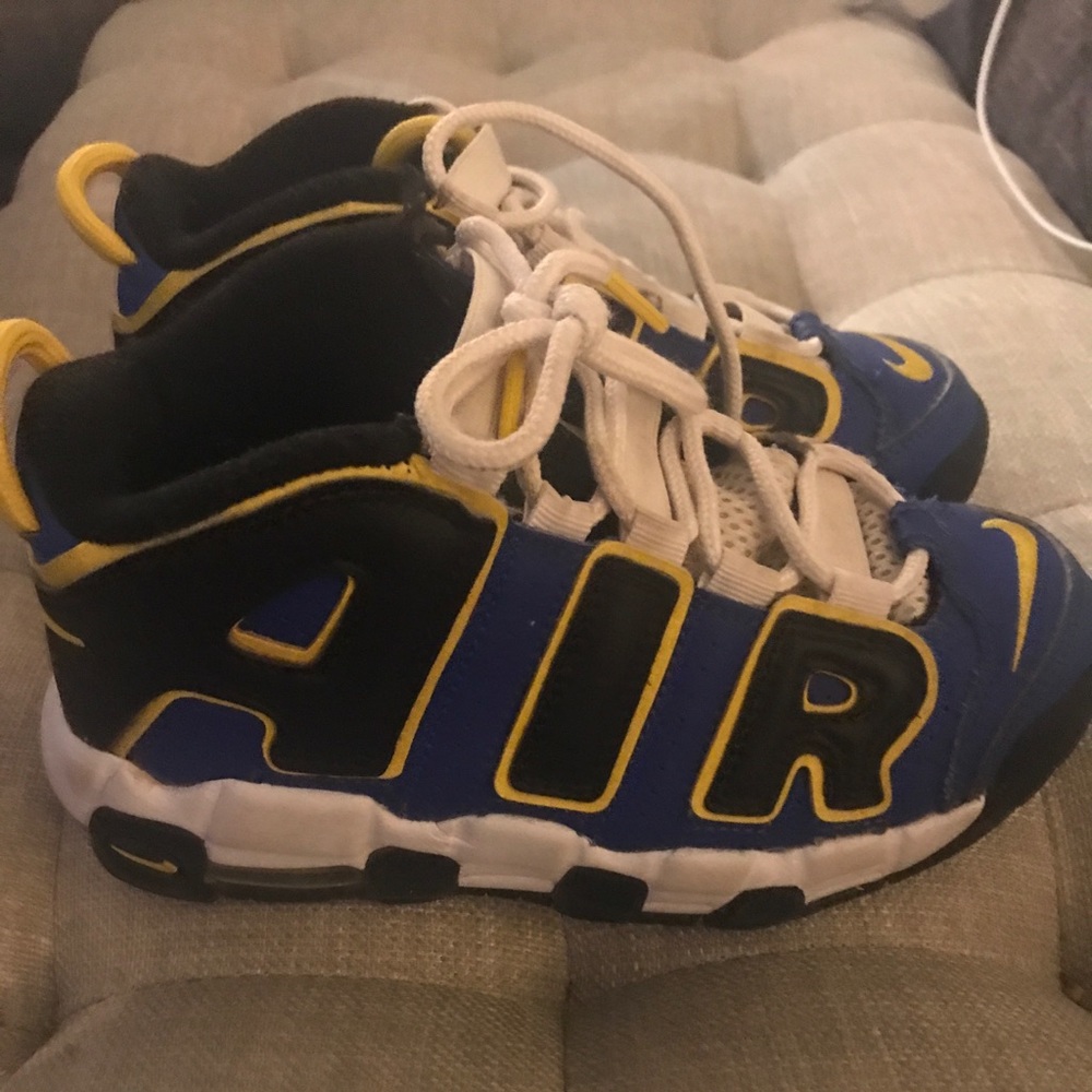 Preloved Preloved Nike Uptempo Size 13y